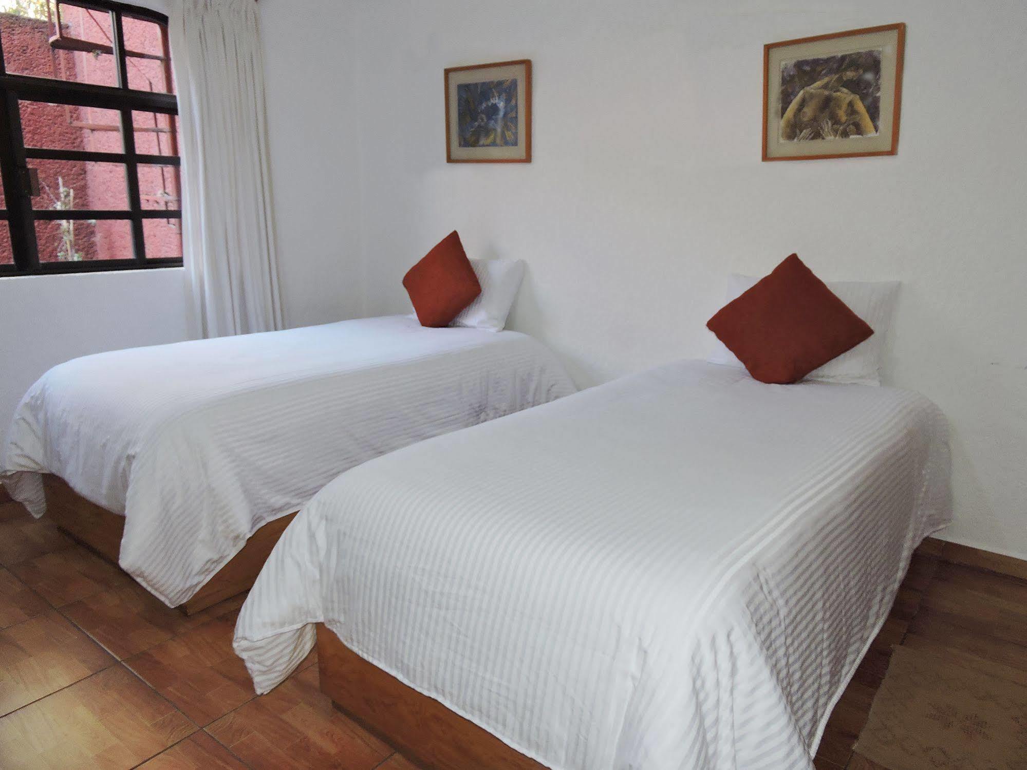 La Casita De Coyoacan Herberg 3*